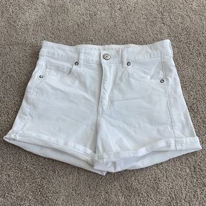 American Eagle Super High Rise White Shortie